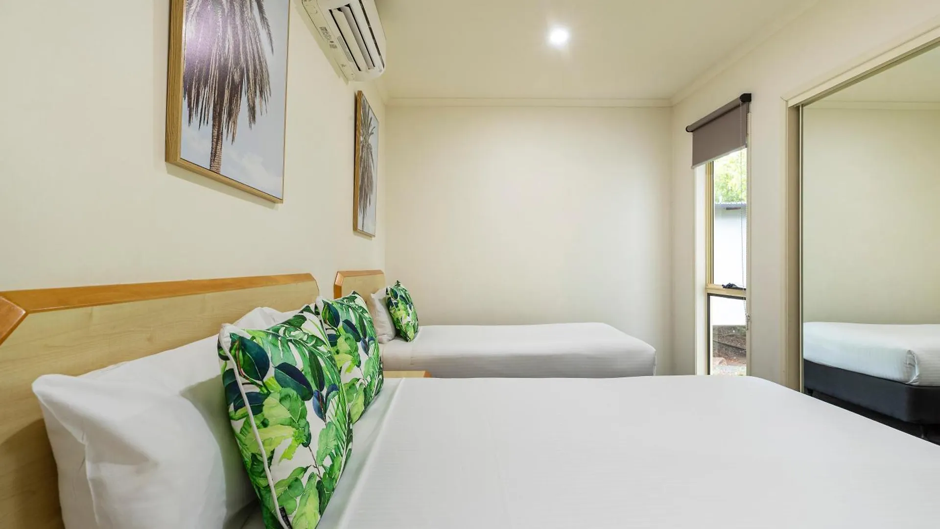 Red Bridge Motor Inn Woombye Motel